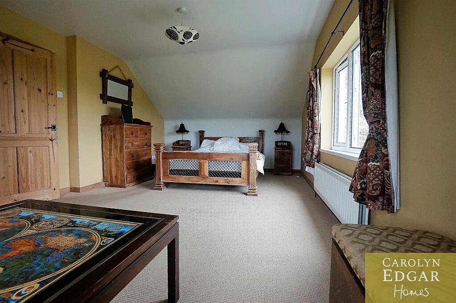 Hollytree Cottage, 4 Ballygelagh Road