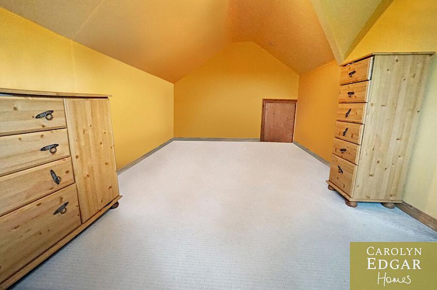 Hollytree Cottage, 4 Ballygelagh Road