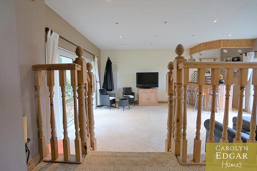 Hollytree Cottage, 4 Ballygelagh Road