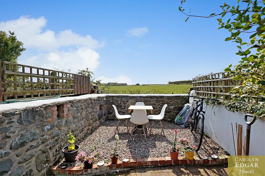 Hygge Cottage, 54 High Street