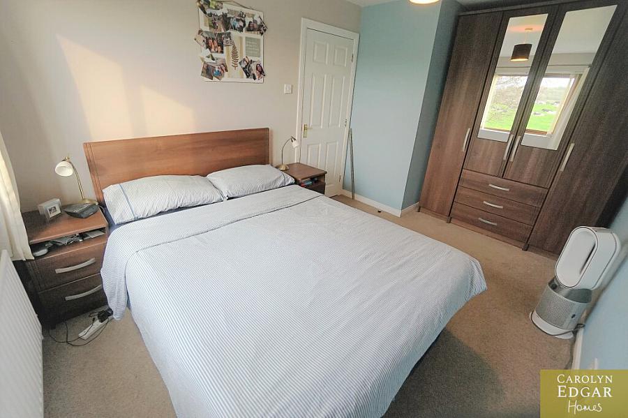 5 Stonebridge Gardens