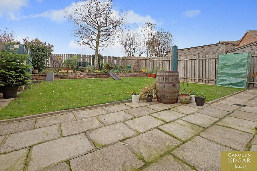 5 Stonebridge Gardens