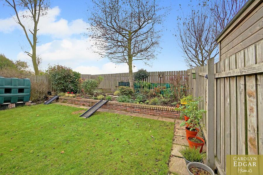 5 Stonebridge Gardens