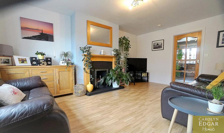 5 Stonebridge Gardens