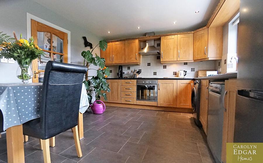 5 Stonebridge Gardens