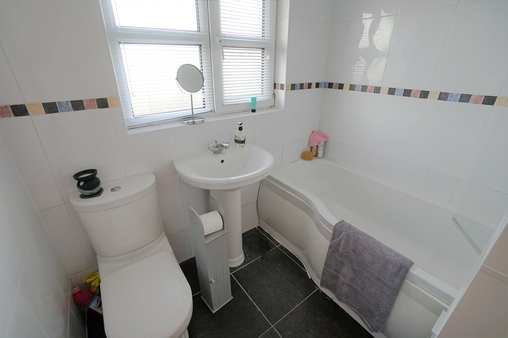 16 Rockfield Park 16 Rockfield Park