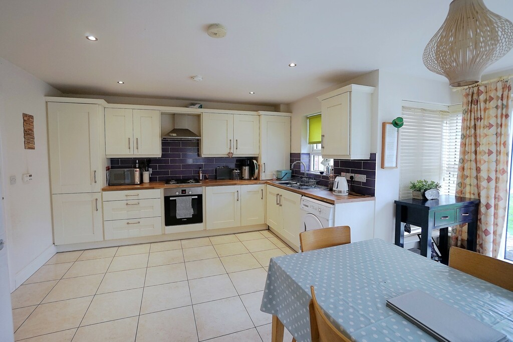 24 Bridgelea Way 24 Bridgelea Way