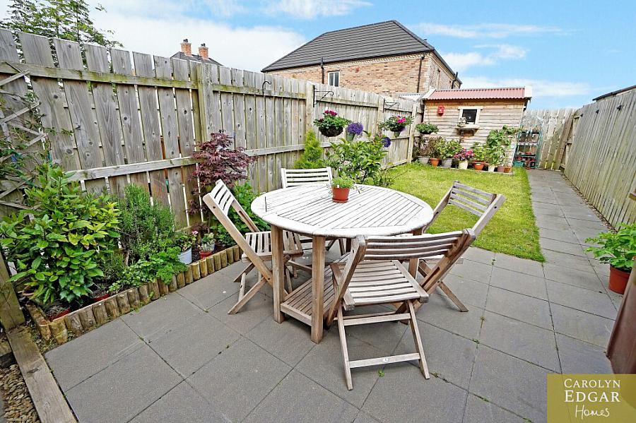 18 Millers Park Avenue