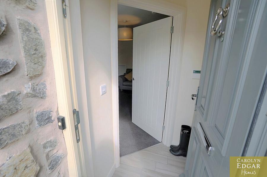 18 Millers Park Avenue