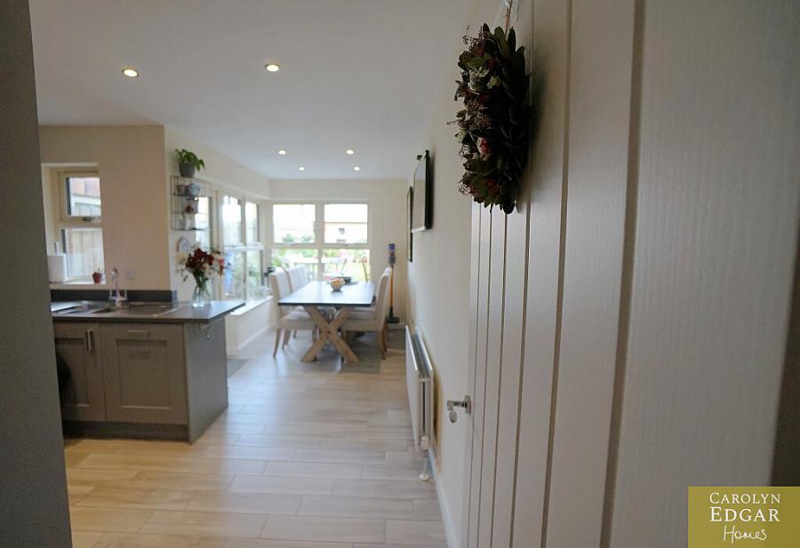 18 Millers Park Avenue