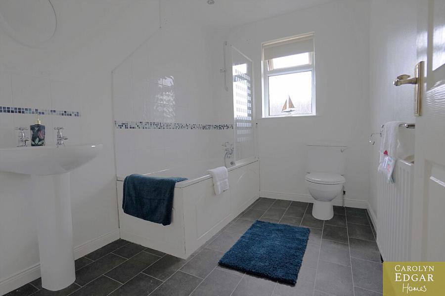 4 Movilla Mews
