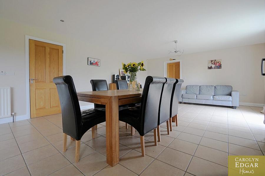 5 Peeltown Lane