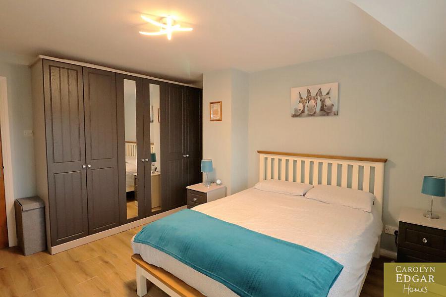 17 Mill Cottage Park