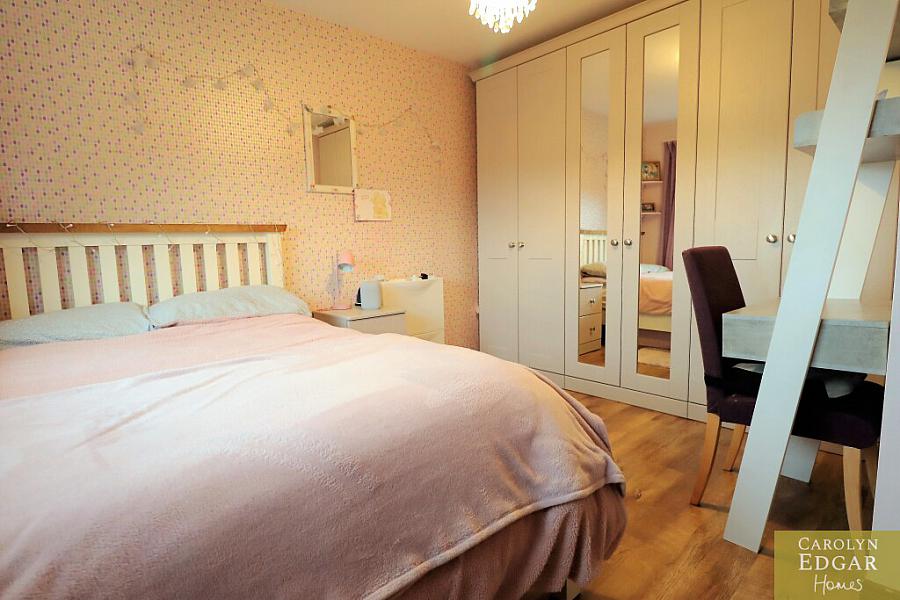 17 Mill Cottage Park