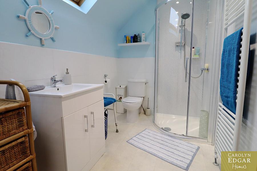 17 Mill Cottage Park