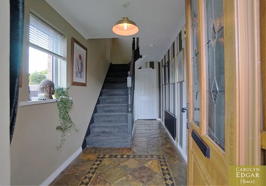 11 Lord Warden's Hollow