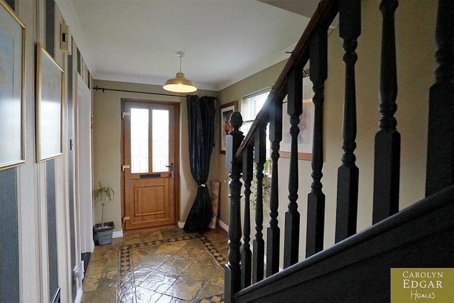11 Lord Warden's Hollow