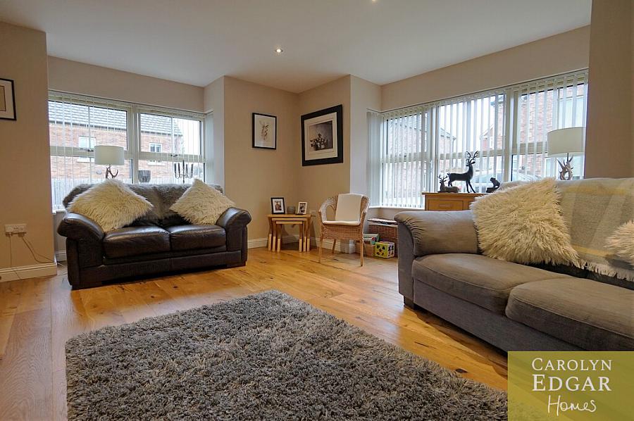 17 Millers Park Avenue