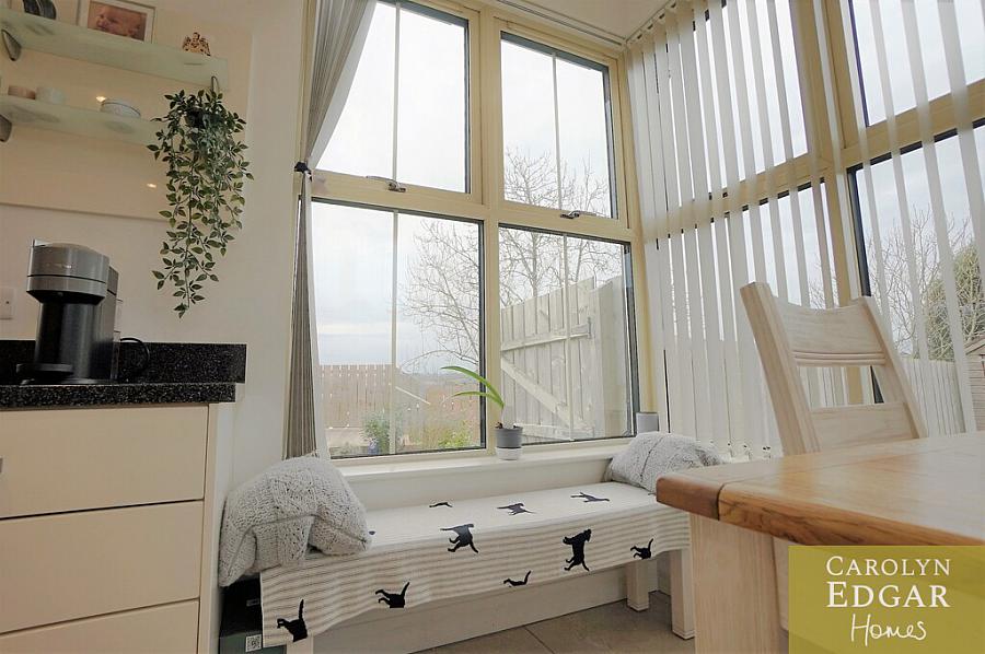 17 Millers Park Avenue