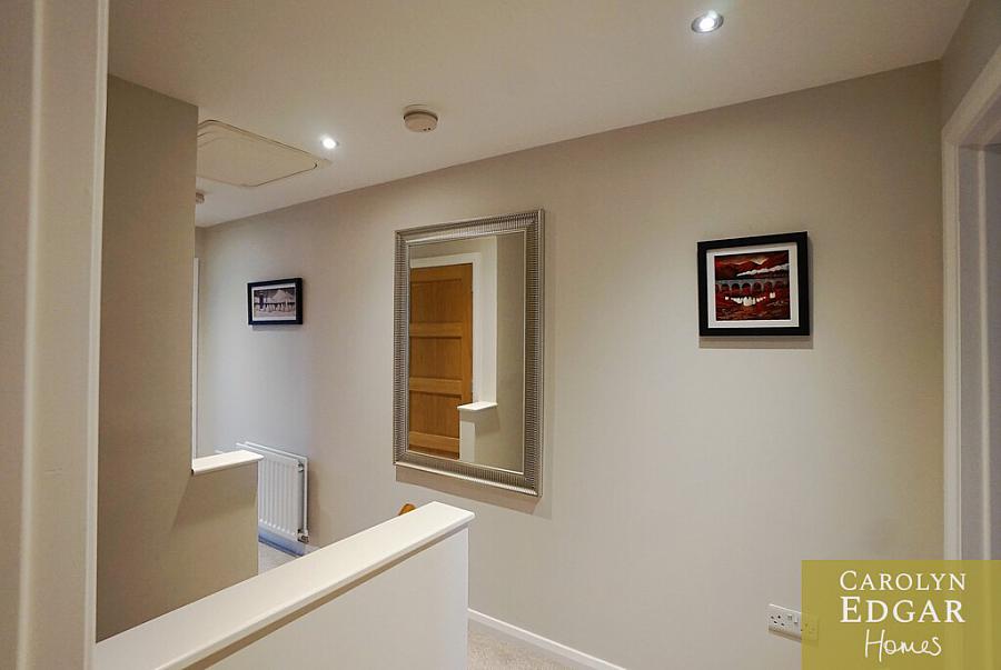 17 Millers Park Avenue