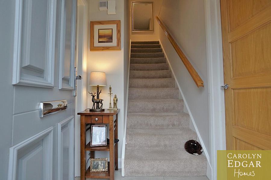 17 Millers Park Avenue