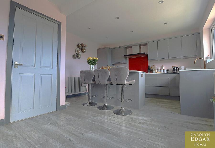 16 Gowland Road
