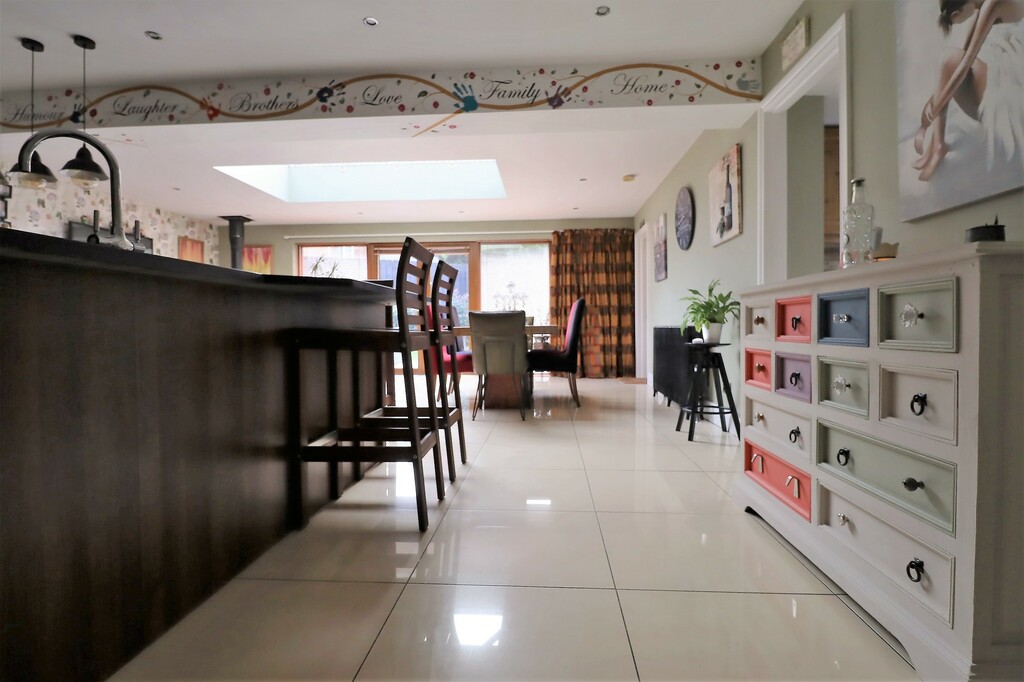 34 Lord Warden's Hollow 34 Lord Warden's Hollow