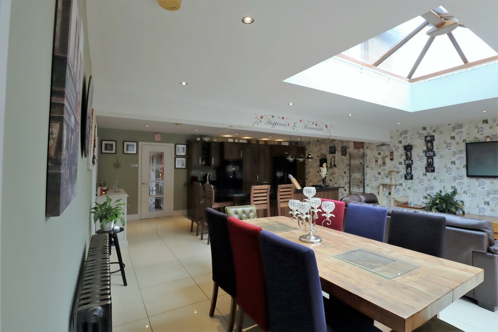 34 Lord Warden's Hollow 34 Lord Warden's Hollow