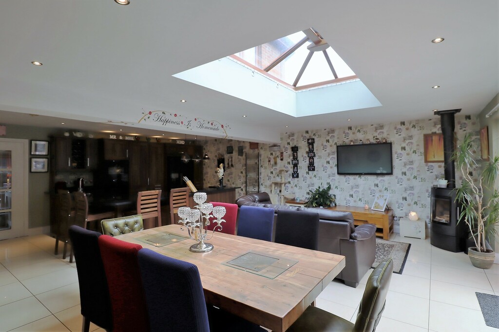 34 Lord Warden's Hollow 34 Lord Warden's Hollow