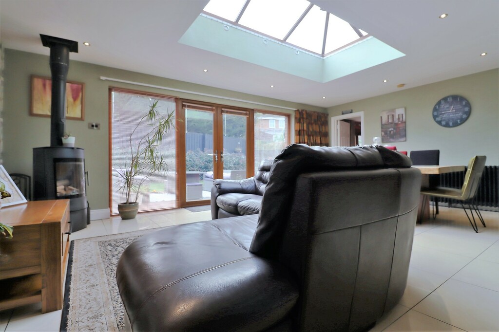 34 Lord Warden's Hollow 34 Lord Warden's Hollow