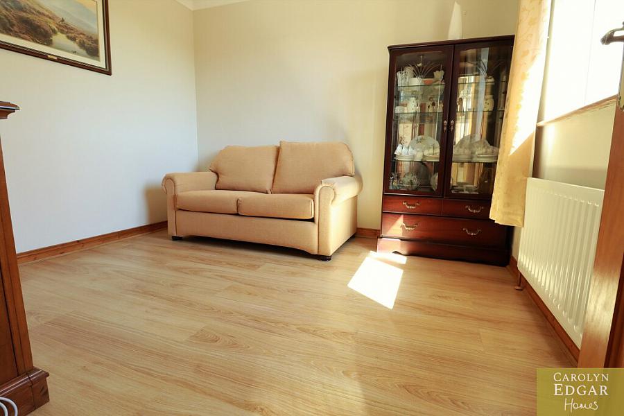 12 Long Sheelah Avenue