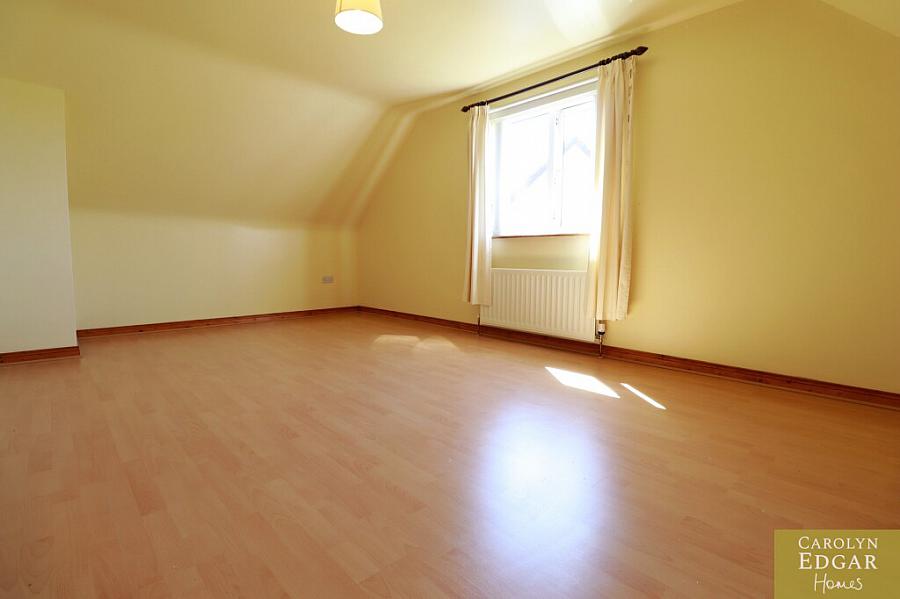 12 Long Sheelah Avenue