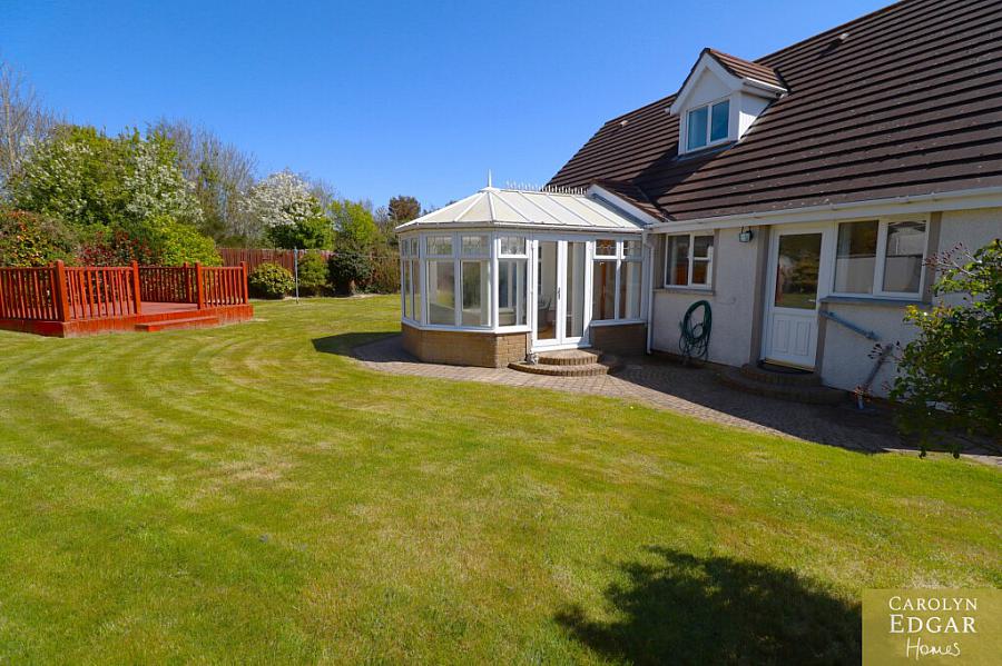 12 Long Sheelah Avenue