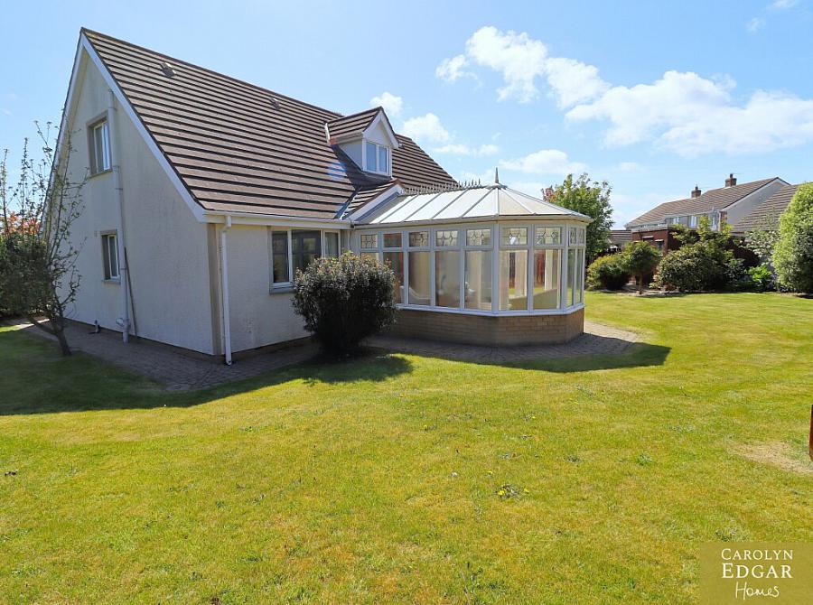 12 Long Sheelah Avenue