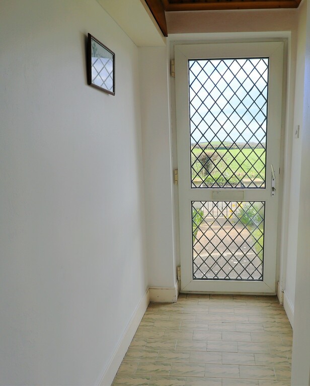 12 Manse Road 12 Manse Road