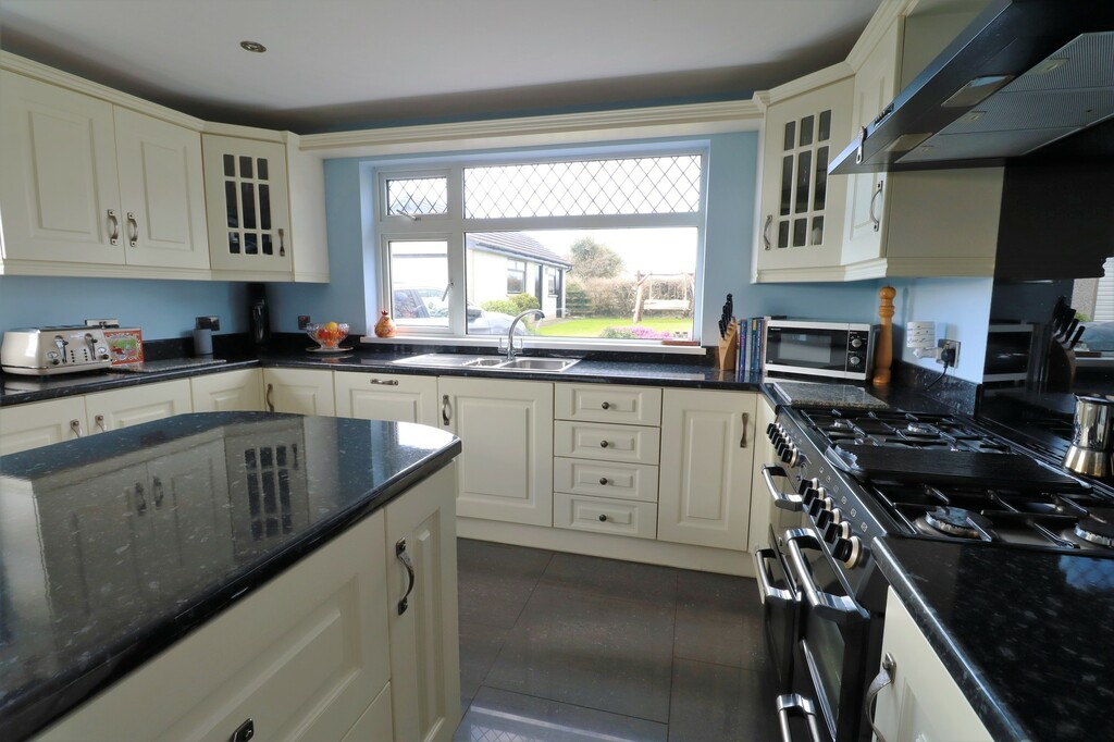 12 Manse Road 12 Manse Road