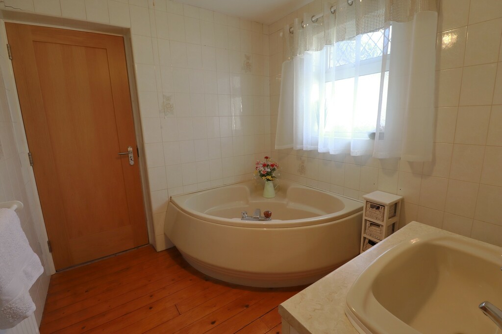 12 Manse Road 12 Manse Road