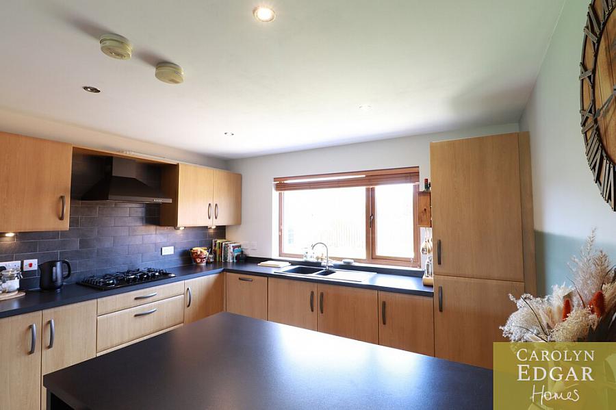 5 Castle Meadow Link