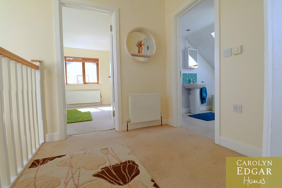 5 Castle Meadow Link