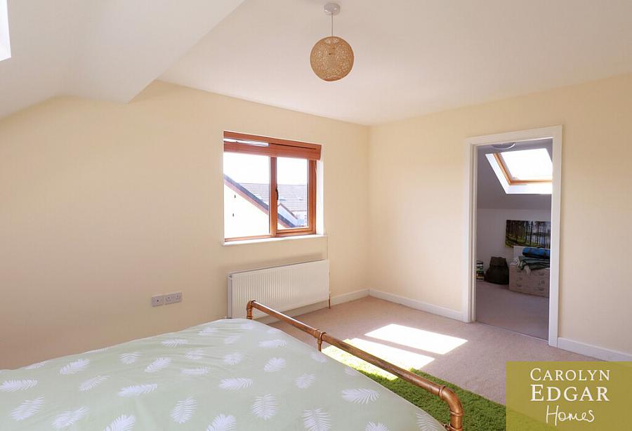 5 Castle Meadow Link