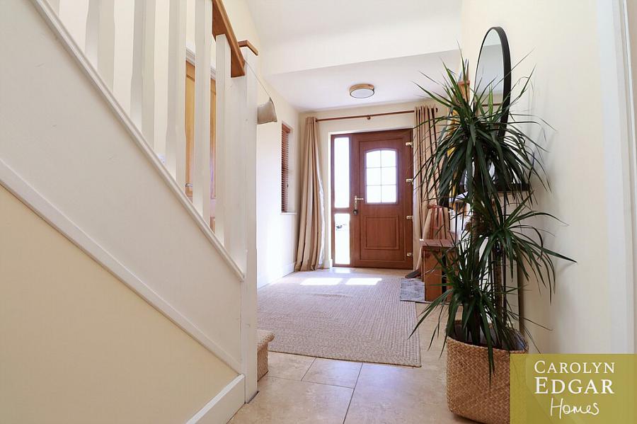 5 Castle Meadow Link