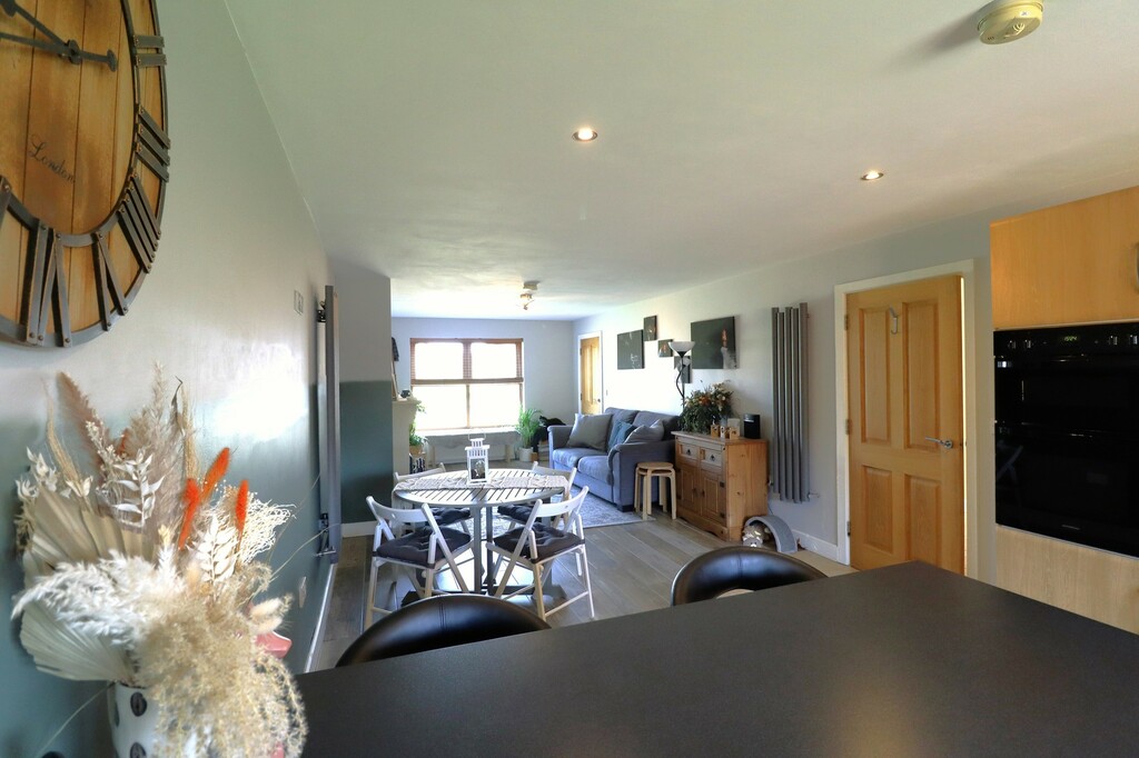5 Castle Meadow Link 5 Castle Meadow Link