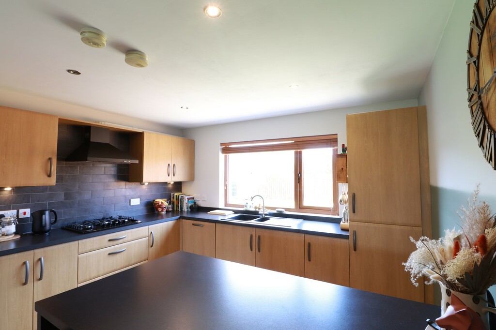 5 Castle Meadow Link 5 Castle Meadow Link