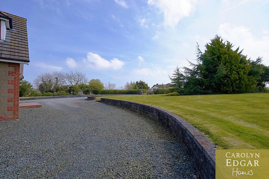 16A Ballygelagh Road