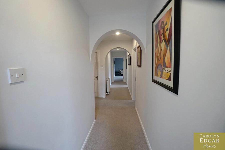 2 Knocknatten Avenue