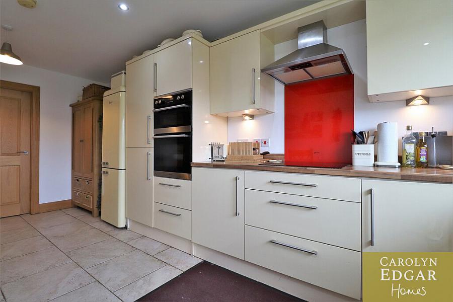 2 Castle Meadow Link