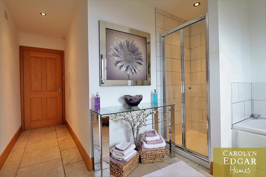 2 Castle Meadow Link