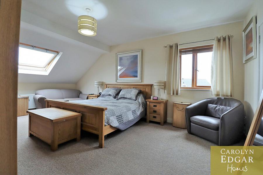 2 Castle Meadow Link