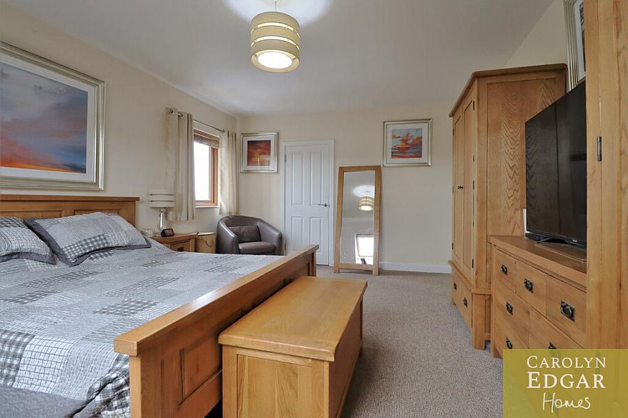 2 Castle Meadow Link