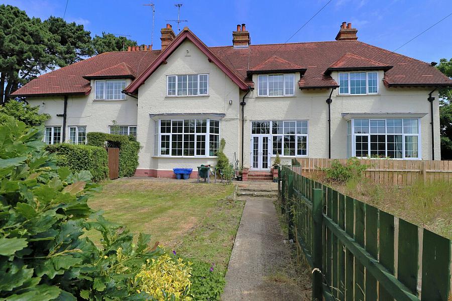 1 Kary Hill House